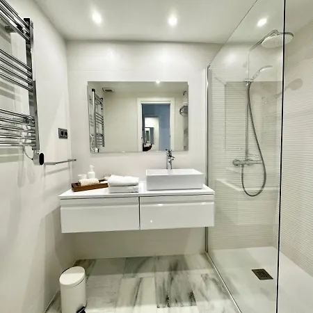 Lunamar Front Line - Eaw Homes Daire Marbella
